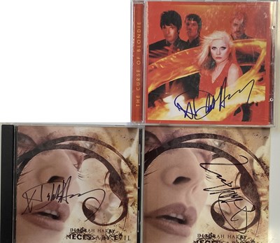 Lot 275 - BLONDIE SIGNED CDS