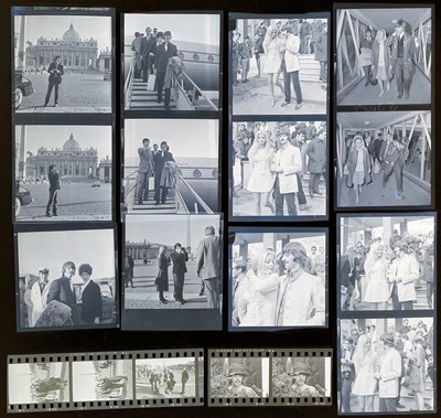 Lot 355 - THE MONTY FRESCO COLLECTION - THE BEATLES - RINGO STARR IN ROME WITH EWA AULIN - NEGATIVES WITH COPYRIGHT.