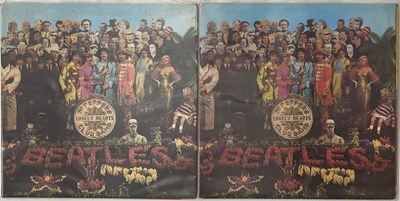 Lot 19 - THE BEATLES - SGT PEPPERS LP PACK (2x UK WIDE SPINE ORIGINALS MONO/ STEREO)