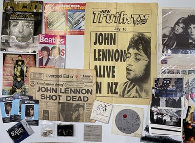 Lot 215 - THE BEATLES - MEMORABILIA COLLECTION.