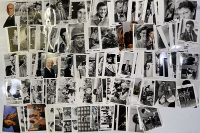 Lot 222 - LARGE COLLECTION OF FILM STILLS.