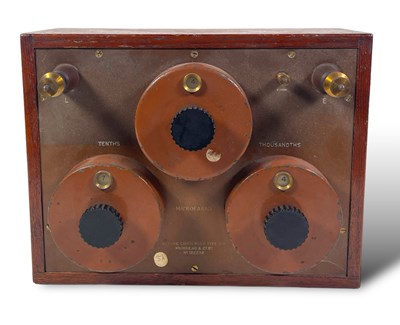 Lot 307 - BBC COLLECTION - MUIRHEAD CONDENSER BOX.