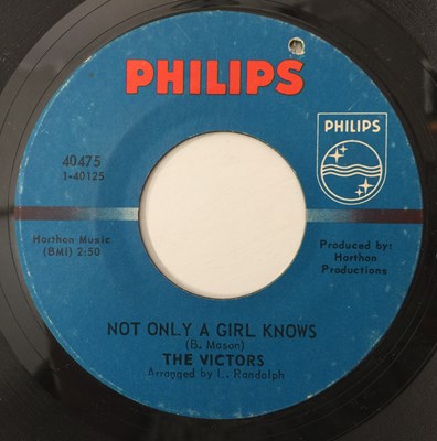 Lot 21 - THE VICTORS - HURT/ NOT ONLY A GIRL KNOWS 7" (US NORTHERN - PHILIPS - 40475)