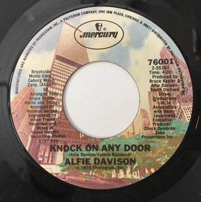 Lot 31 - ALFIE DAVISON - LOVE IS A SERIOUS BUSINESS/ KNOCK ON ANY DOOR 7" (US STYRENE ORIGINAL - MERCURY - 76001)