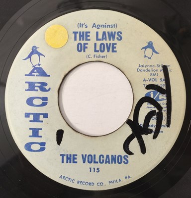 Lot 114 - THE VOLCANOS - THE LAWS OF LOVE 7" (ARCTIC 115)