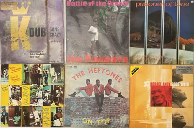 Lot 122 - REGGAE - LP / 12" COLLECTION