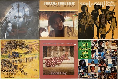 Lot 122 - REGGAE - LP / 12" COLLECTION