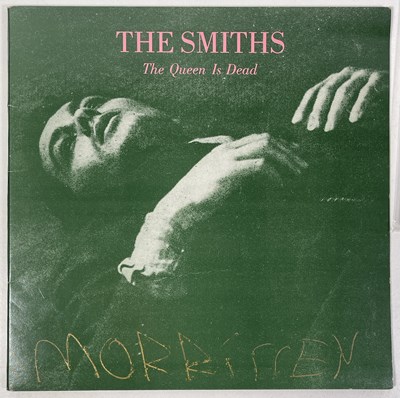 Lot 535 - THE SMITHS / MORRISSEY SIGNED 'QUEEN IS DEAD' LP.