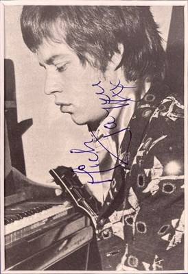 Lot 375 - THE ROLLING STONES - MICK JAGGER SIGNED CUTTING ON DISPLAY.