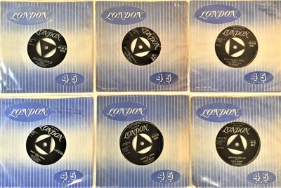 Lot 144 - CHUCK BERRY - UK LONDON RECORDS 7'' COLLECTION