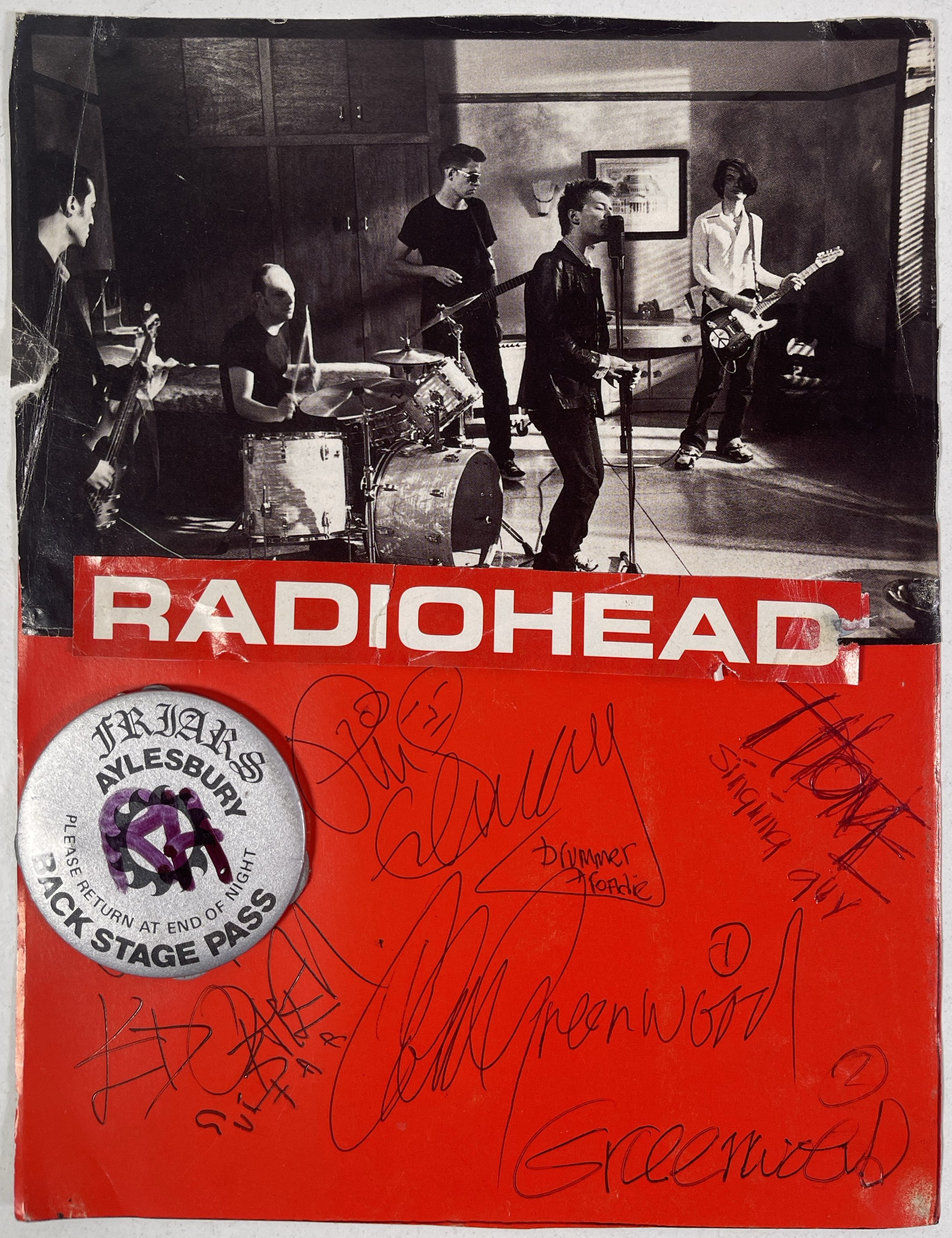 Radiohead Core Lot 281 - RADIOHEAD - EARLY FULLY SIGNED PAGE.