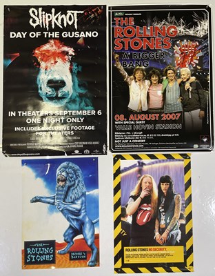 Lot 64 - THE BEATLES / ROLLING STONES AND MORE - POSTERS / BOOKS.