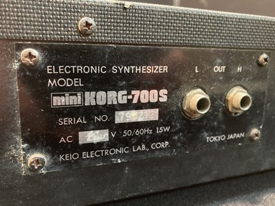 Lot 1 - Korg Mini Korg 700 Synthesizer - 1