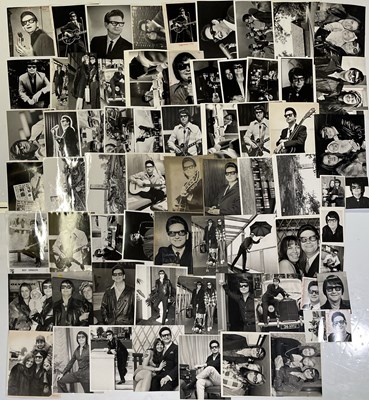 Lot 187 - ROY ORBISON - LARGE COLLECTION OF PRESS PHOTOGRAPHS.