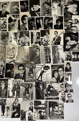 Lot 187 - ROY ORBISON - LARGE COLLECTION OF PRESS PHOTOGRAPHS.