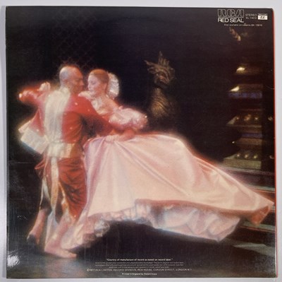 Lot 128 - YUL BRYNNER SIGNED KING AND I SOUNDTRACK LP.