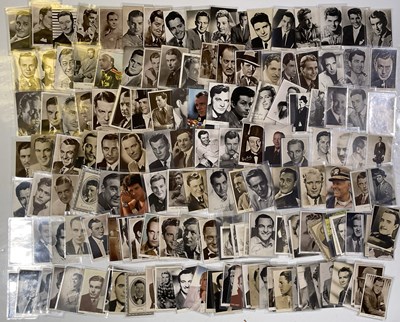 Lot 82 - 500+ VINTAGE  FILM STAR POSTCARDS.