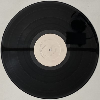 Lot 18 - DIAMOND HEAD - THE WHITE ALBUM LP (ORIGINAL UK WHITE LABEL COPY - MMDHLP 15)