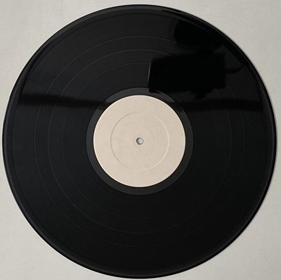Lot 18 - DIAMOND HEAD - THE WHITE ALBUM LP (ORIGINAL UK WHITE LABEL COPY - MMDHLP 15)