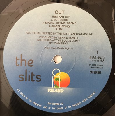 Lot 50 - THE SLITS - CUT LP (UK ORIGINAL - SIGNED INNER SLEEVE- ISLAND - ILPS 9573)