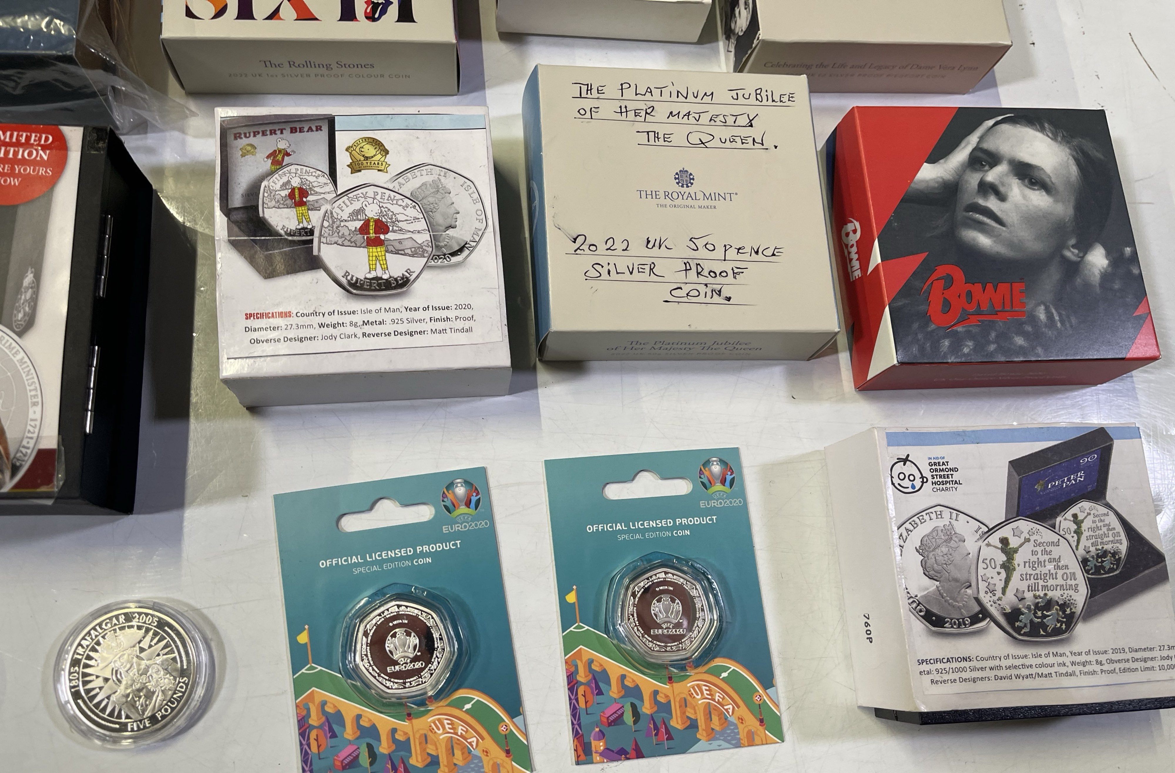 Lot 66 - SILVER PROOF COINS.