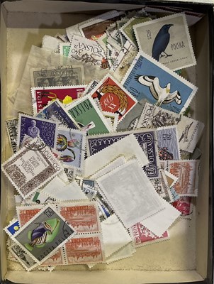 Lot 71 - POLISH STAMP COLLECTION - LARGE QUANTITY OF.