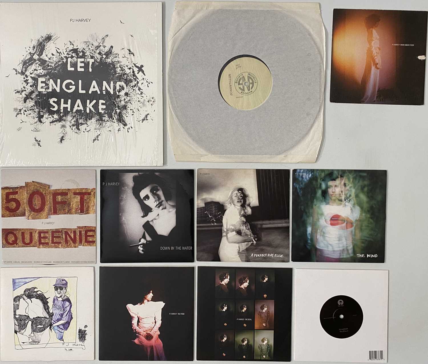 Lot 134 - PJ HARVEY - LP / 12"/ 7" PACK