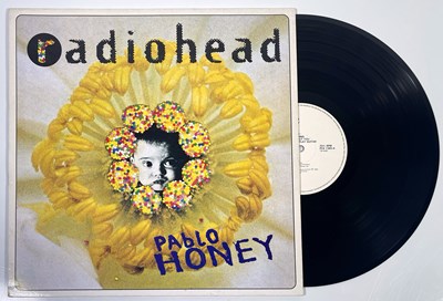 Lot 155 - RADIOHEAD - PABLO HONEY LP (ORIGINAL UK COPY - PARLOPHONE PCS 7360)