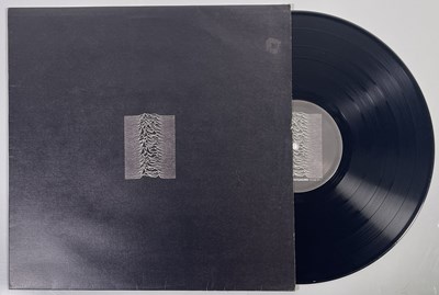 Lot 171 - JOY DIVISION - UNKNOWN PLEASURES LP (ORIGINAL UK 'TRANSLUCENT RED' COPY - FACT 10).