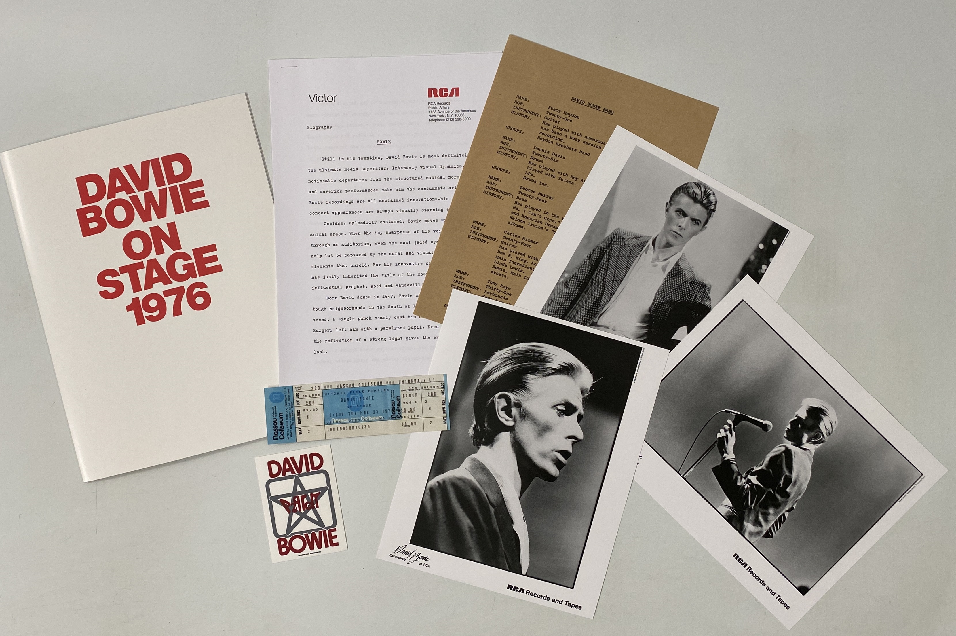Lot 221 - DAVID BOWIE - STATION TO STATION BOX SET