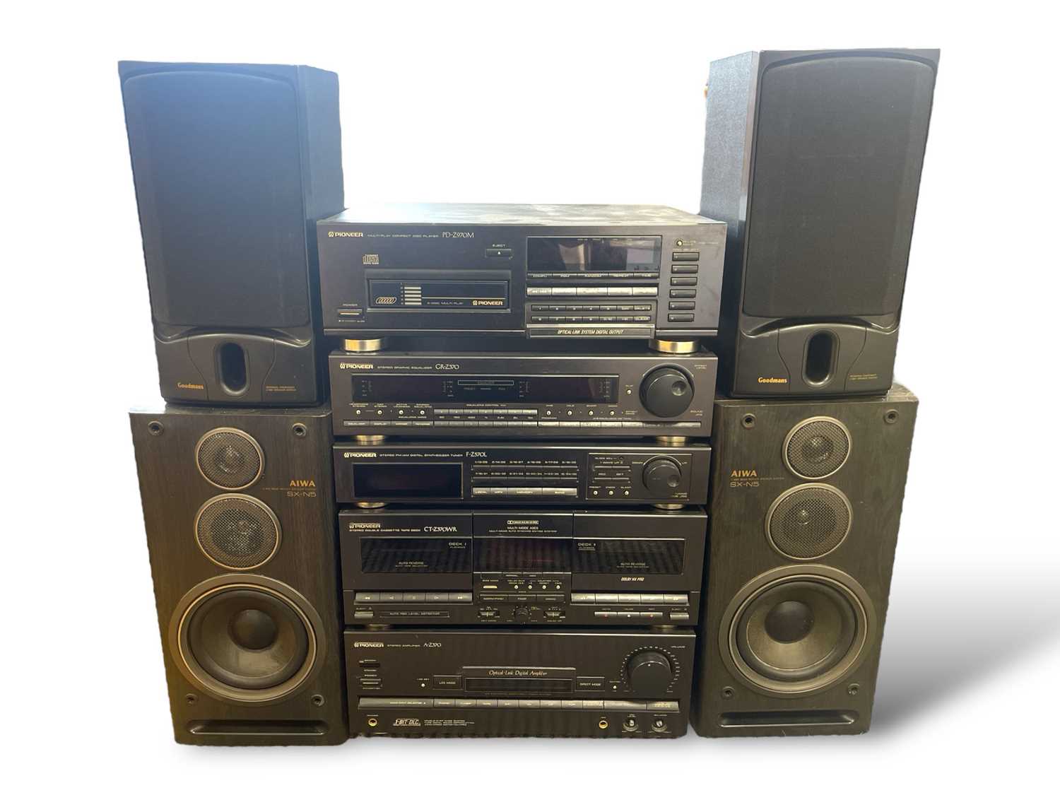 Lot 4 - PIONEER HIFI SYSTEM.