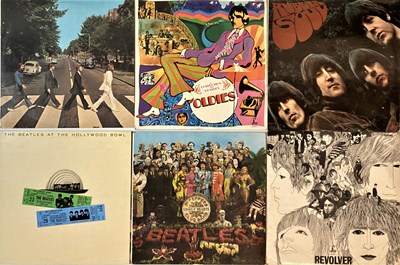 Lot 35 - THE BEATLES - LPs (ORIGINALS AND REISSUES)