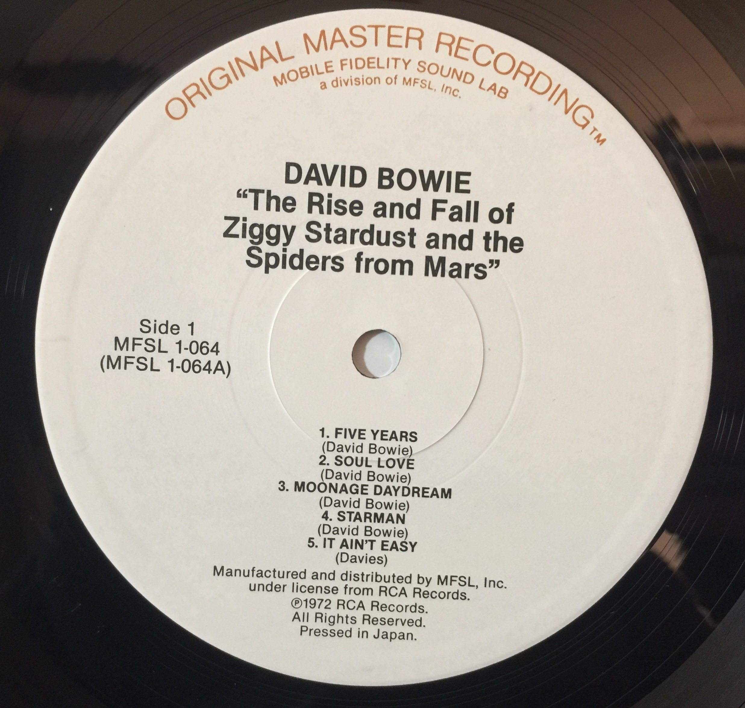 Lot 139 - David Bowie - Ziggy Stardust LP (MFSL 1-064 -