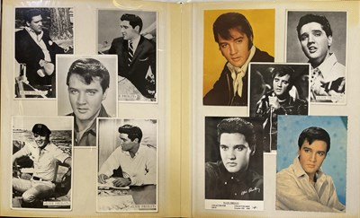 Lot 390 - ELVIS PRESLEY COLLECTABLES INC COINS / POSTERS / FLESH POTS BUST.