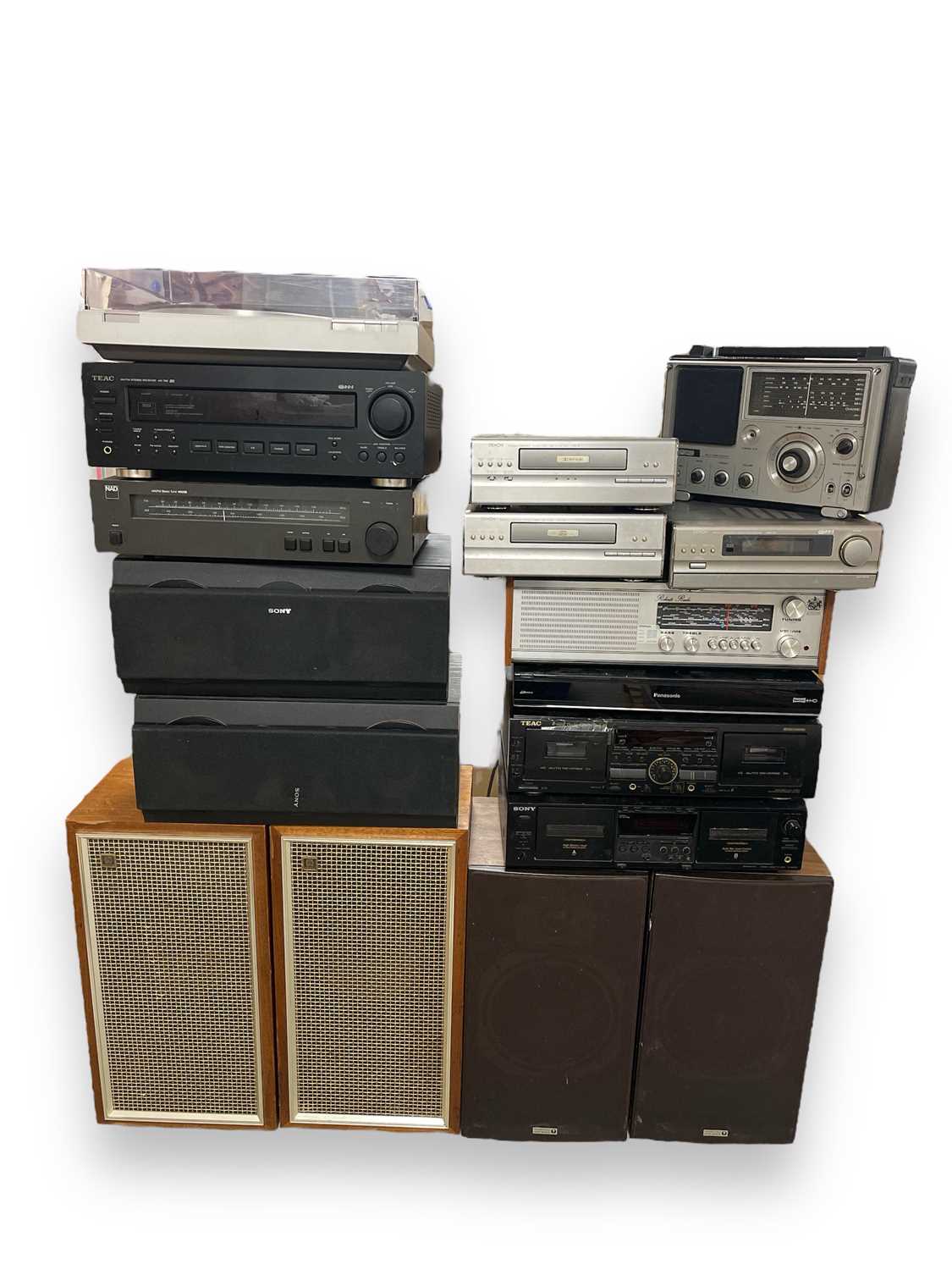 Lot 13 - ELECTRIC GUITAR & HIFI EQUIPMENT (SONY, PIONEER, NAD, TEAC).