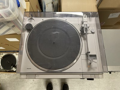 Lot 13 - ELECTRIC GUITAR & HIFI EQUIPMENT (SONY, PIONEER, NAD, TEAC).