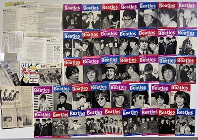 Lot 429 - BEATLES MEMORABILIA INC ORIGINAL MONTHLY MAGAZINES/FAN CLUB EPHEMERA INC FLEXIS.