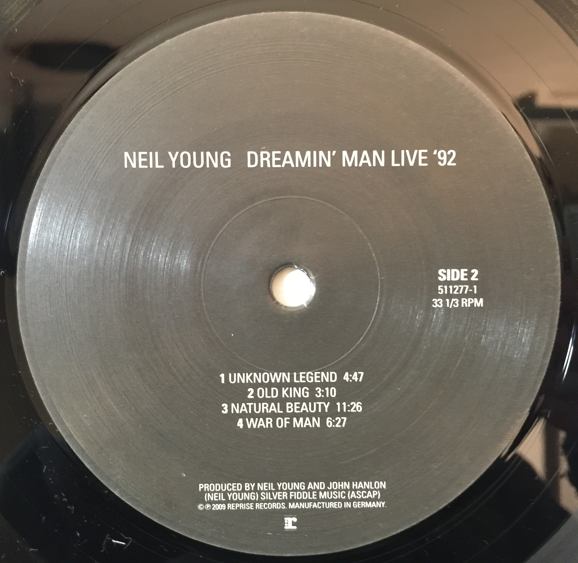 Lot 177 - NEIL YOUNG - DREAMIN' MAN LIVE '92 LP