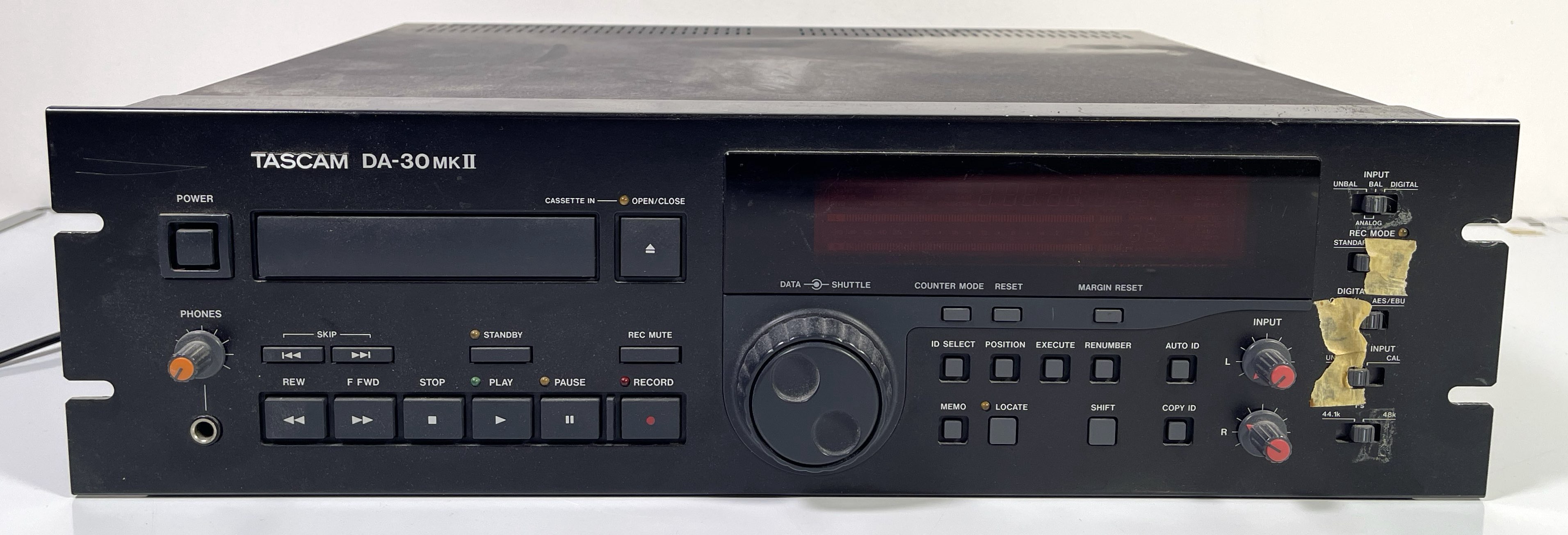 Lot 15 - TASCAM 17 DA-30 MARK II DAT RECORDER.