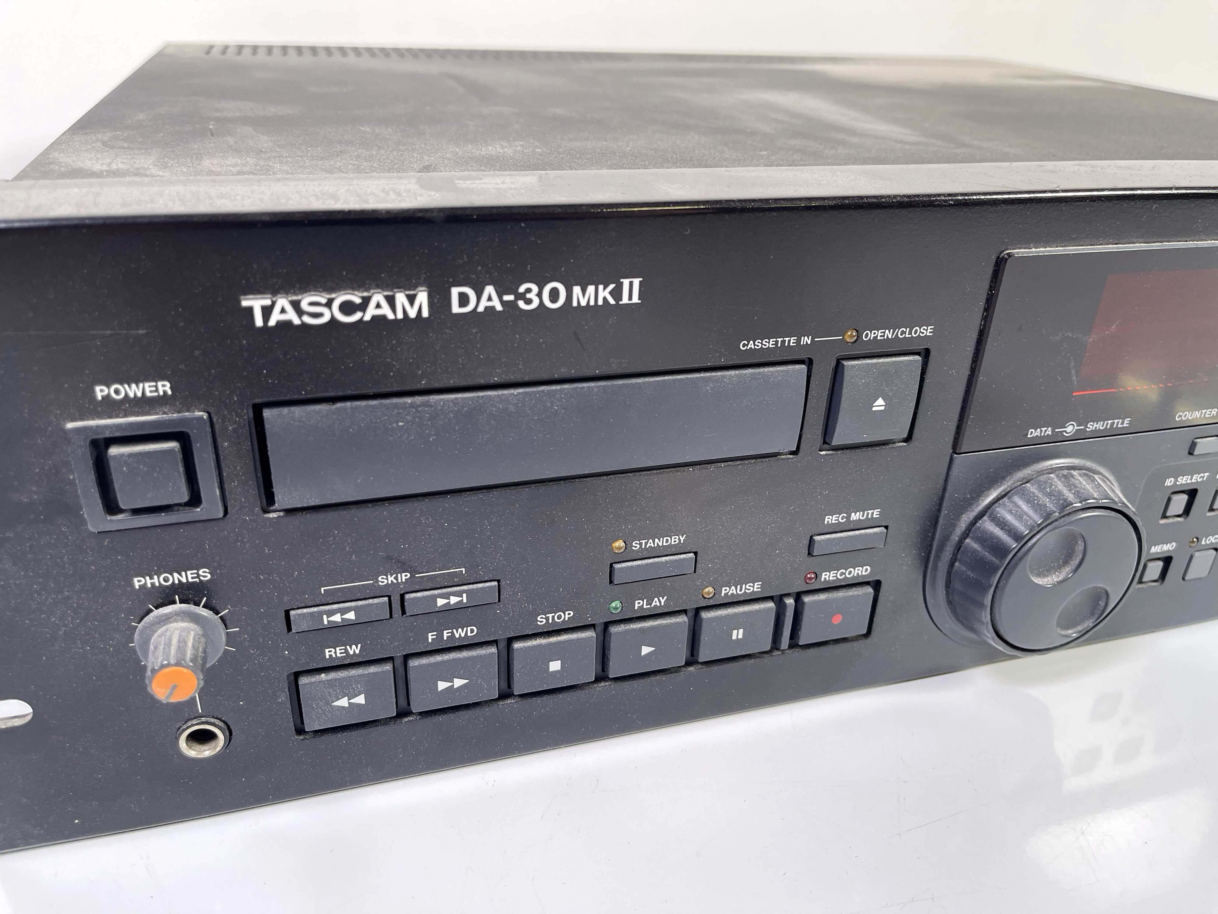 Lot 15 - TASCAM 17 DA-30 MARK II DAT RECORDER.