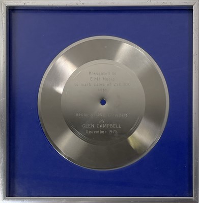 Lot 383 - GLEN CAMPBELL - A 1975 RHINESTONE COWBOY EMI AWARD.