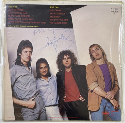 Lot 331 - ROCK AND HARD ROCK SIGNED ITEMS INC IAN GILLAN / SAXON.