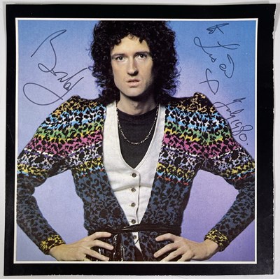 Lot 436 - QUEEN INTEREST - A BRIAN MAY SIGNED PAGE.