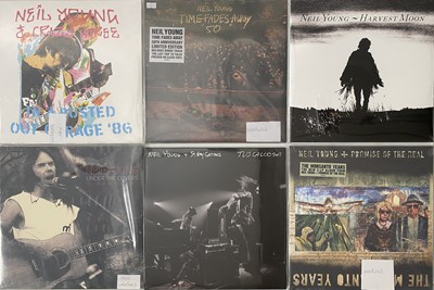 Lot 809 - NEIL YOUNG - LP COLLECTION