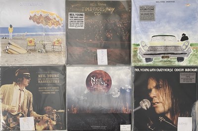 Lot 813 - NEIL YOUNG - LP COLLECTION