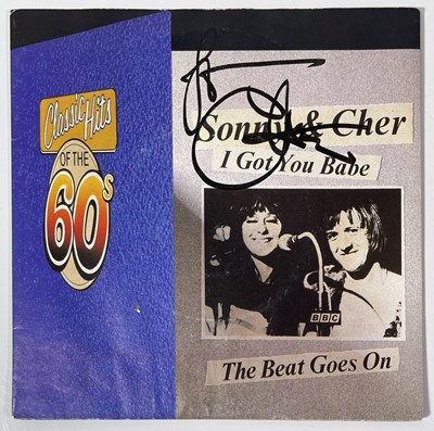 Lot 363 - CHER - AUTOGRAPH COLLECTION.