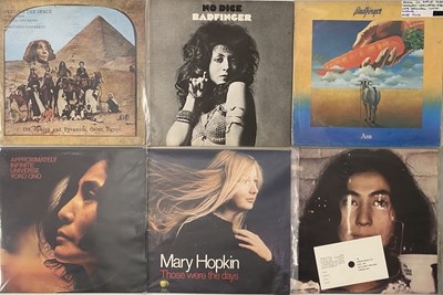 Lot 927 - APPLE RECORDS AND RELATED - LP PACK