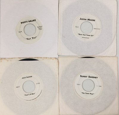 Lot 994 - TAYLOR SWIFT - JUKEBOX COPIES - 7" PACK