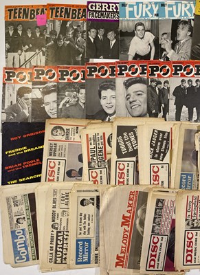 Lot 117 - 1960S MUSIC MAGAZINES.