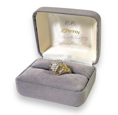 Lot 289 - ELVIS PRESLEY - GOLD AND DIAMOND RING.